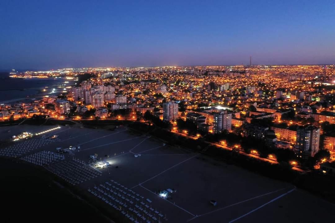 Tomis Apartament Apartment Constanta Exterior photo